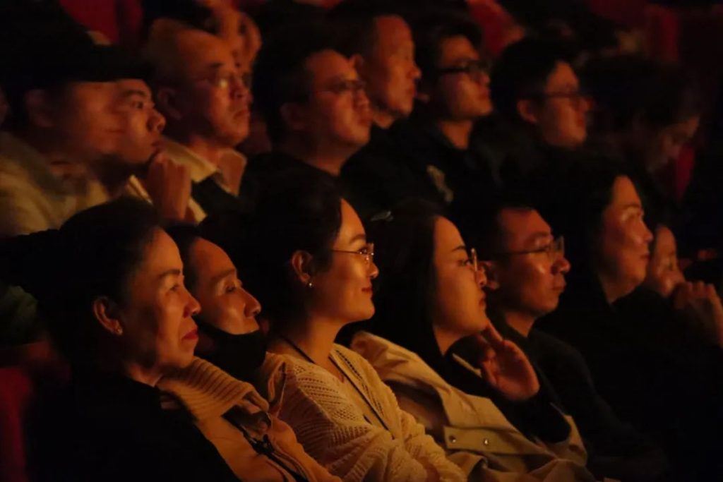 舞剧《胡笳十八拍》再绽光彩 鄂尔多斯大剧院上演升级版历史佳作